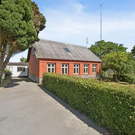 Helge - 10km From The Sea By Interhome *